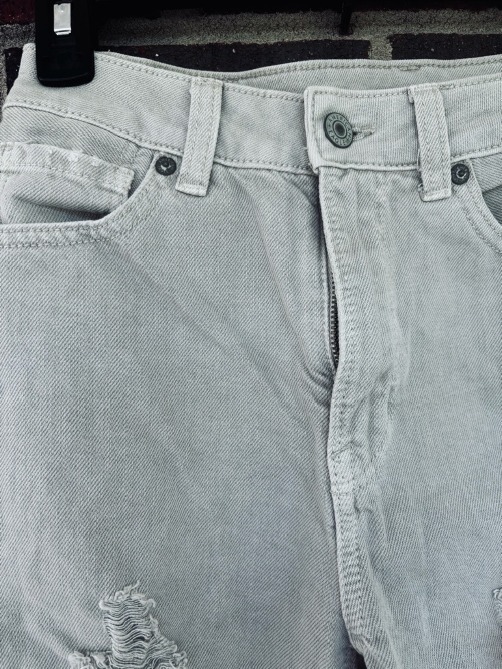 American Eagle Distressed Grey Ripped Distressed Boyfriend Jeans Size 0 AE - Picture 3 of 5